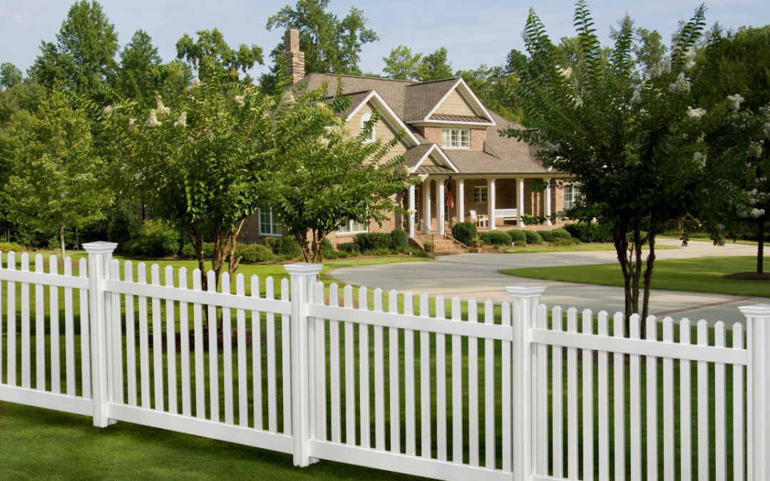 10 Facts You Need to Know About Vinyl Fences